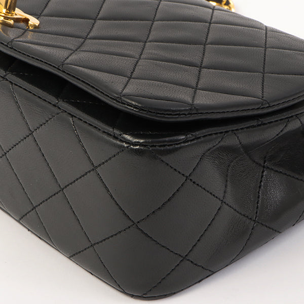 Chanel Around 1990 Made Full Flap Chain Bag 23Cm Black