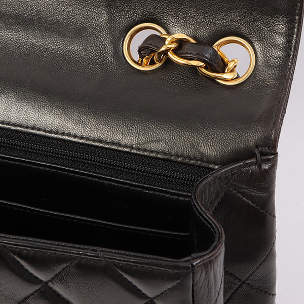 Chanel Around 1997 Made Classic Flap Chain Bag Jumbo Black