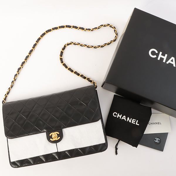 Chanel Around 2002 Made Turn-Lock Chain Bag Black