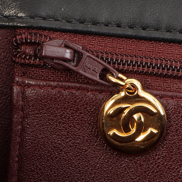 Chanel Around 2002 Made Turn-Lock Chain Bag Black
