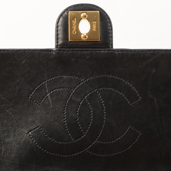Chanel Around 2002 Made Turn-Lock Chain Bag Black