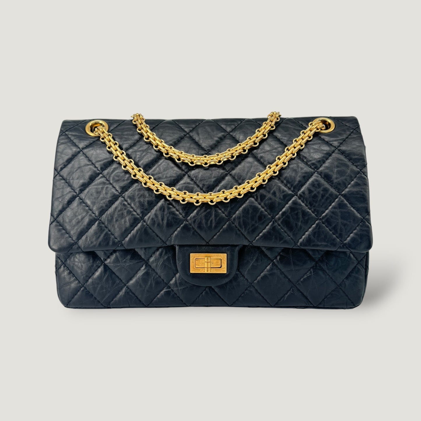 CHANEL REISSUE 2.55
