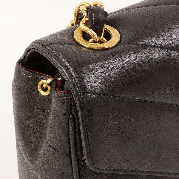 CHANEL Around 1995 Made Chevron Stitch V Flap Turn-Lock Chain Bag Black