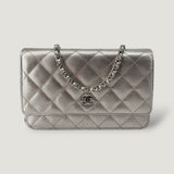 CHANEL WALLET ON CHAIN | METALLIC PIXEL EFFECT
