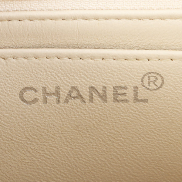 Chanel Around 1997 Made Caviar Skin Turn-Lock Shoulder Bag Ivory
