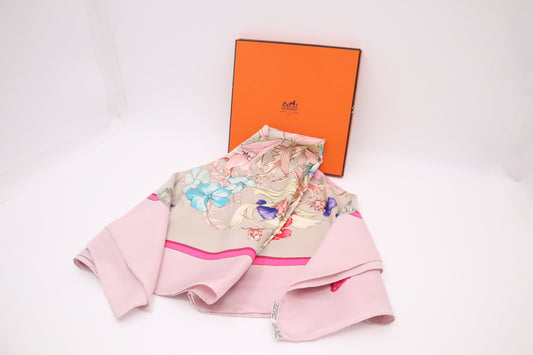 Hermes Regina Carre in Silk