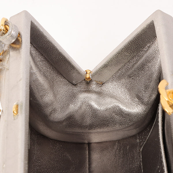 Chanel Around 1997 Made Turn-Lock Metal Clasp Chain Bag Silver