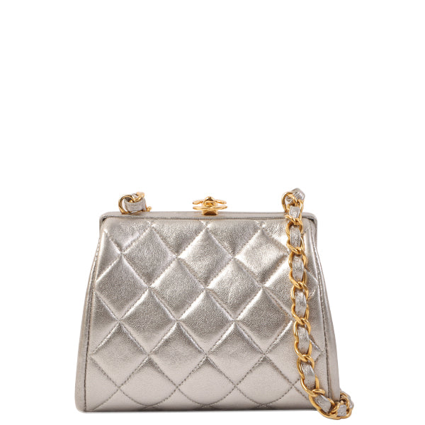 Chanel Around 1997 Made Turn-Lock Metal Clasp Chain Bag Silver