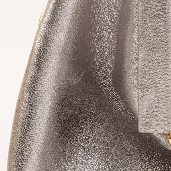 Chanel Around 1997 Made Turn-Lock Metal Clasp Chain Bag Silver