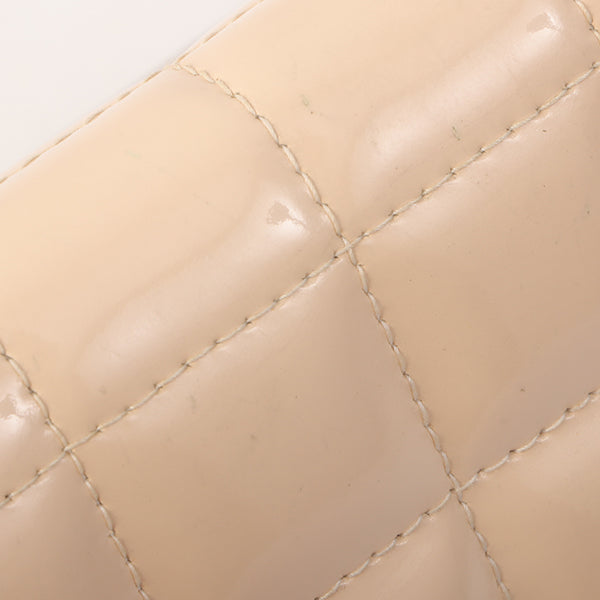 Chanel Around 2001 Made Patent Leather Comby Chocobar 2.55 Chain Bag Beige/Black