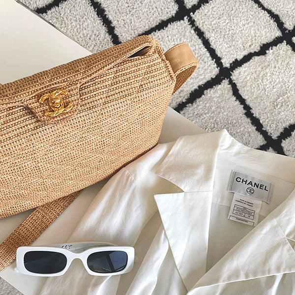 Chanel Around 1992 Made Straw Turn-Lock Shoulder Bag Beige