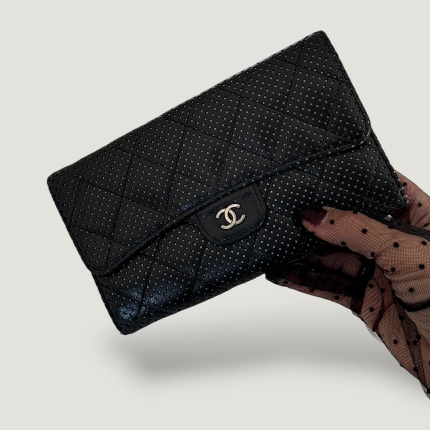 CHANEL WALLET | TRIFOLD