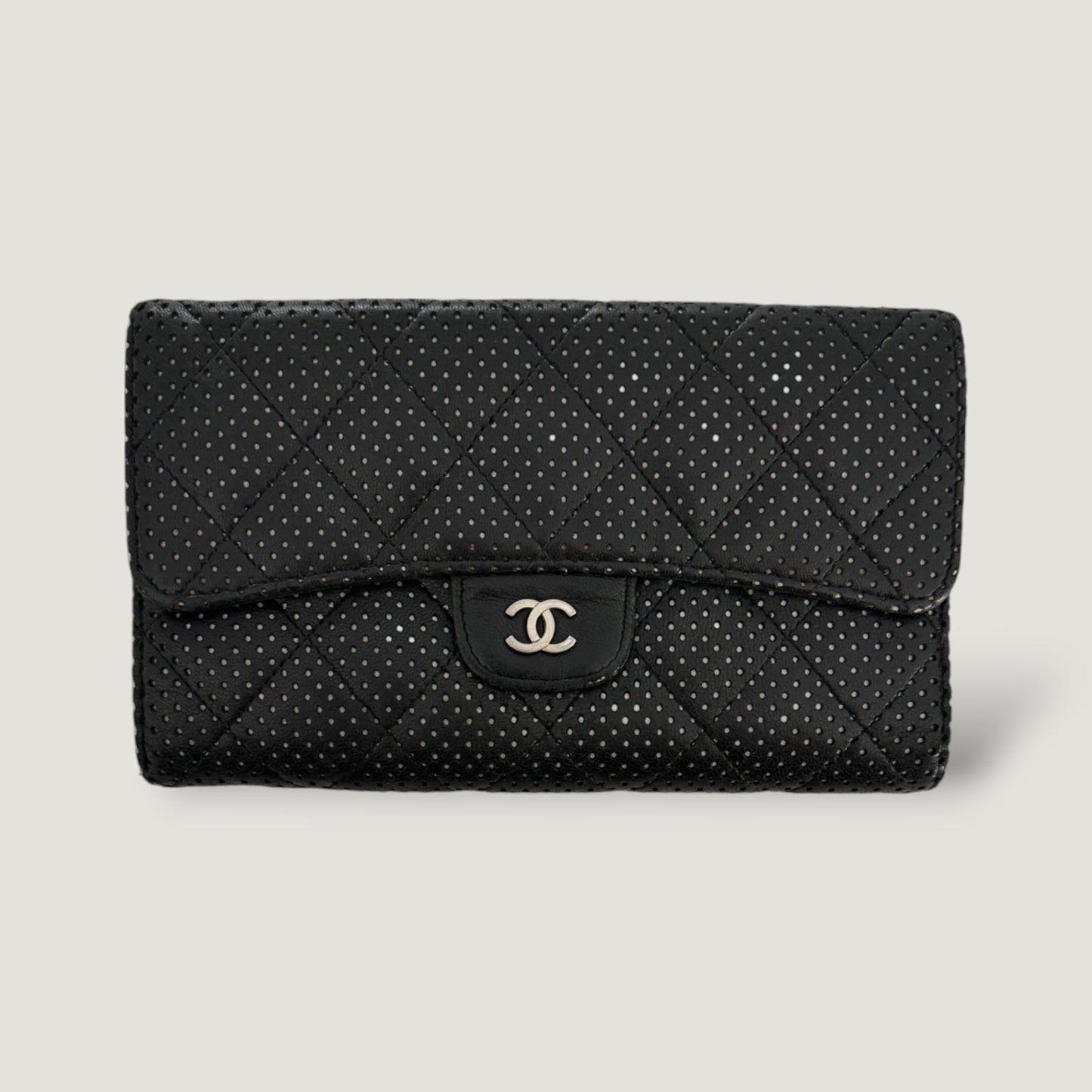 CHANEL WALLET | TRIFOLD