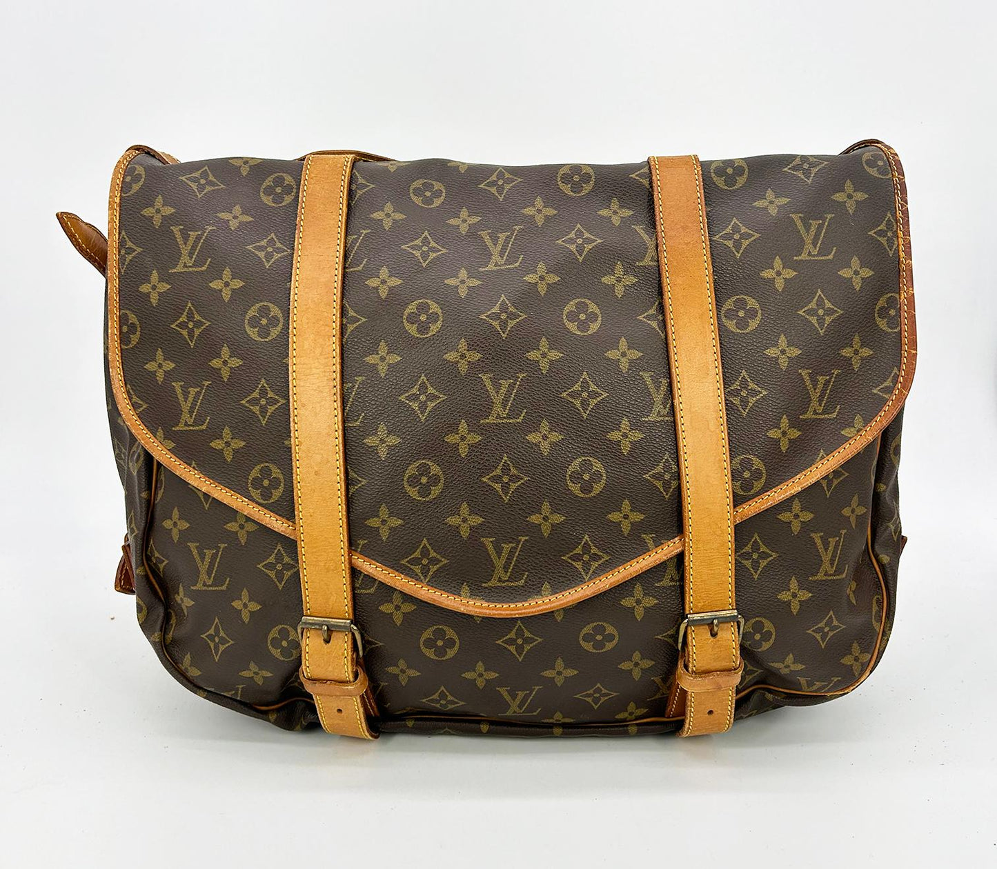 LOUIS VUITTON   Monogram Samur 43 Messenger Shoulder Bag