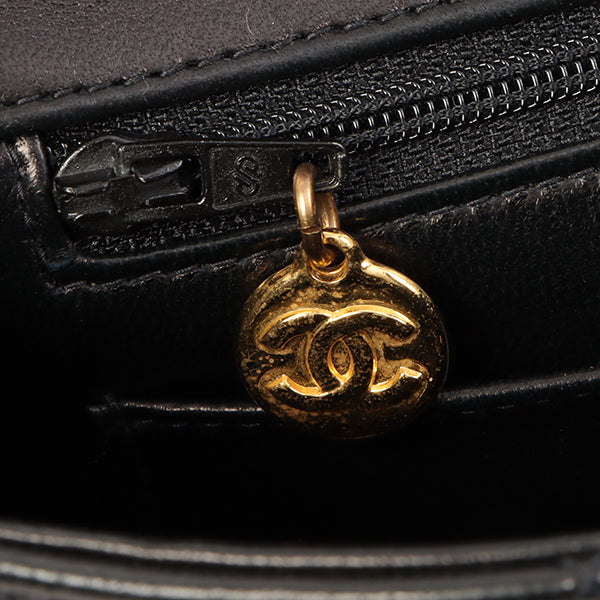Chanel Around 1997 Made Turn-Lock Top Handle Bag Black