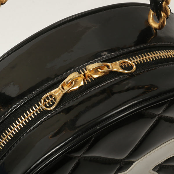 Chanel Around 1995 Made Patent Round Design Cc Mark Vanity Black