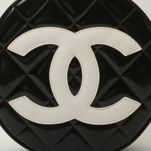 Chanel Around 1995 Made Patent Round Design Cc Mark Vanity Black