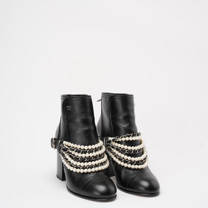 Chanel Black Pearl Chain CC Short Ankle Boots 39.5