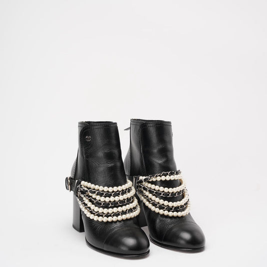 Chanel Black Pearl Chain CC Short Ankle Boots 39.5