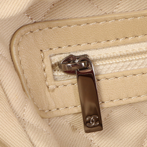 CHANEL Around 2007 Made Cc Mark Stitch Logo Plate Charm Handle Bag Red