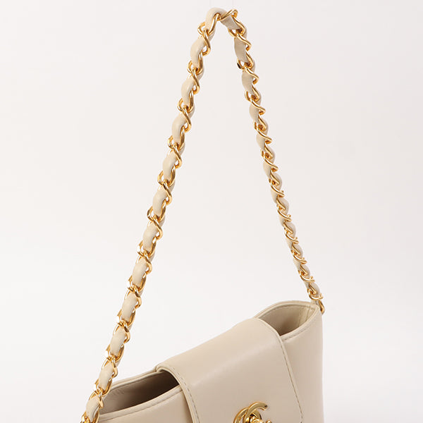 Chanel Around 1998 Made Turn-Lock Mini Chain Handle Bag Ivory