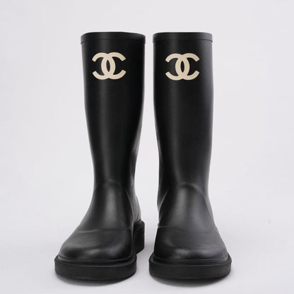 Chanel Classic Rain Boots in Black / White With CC Logo 38