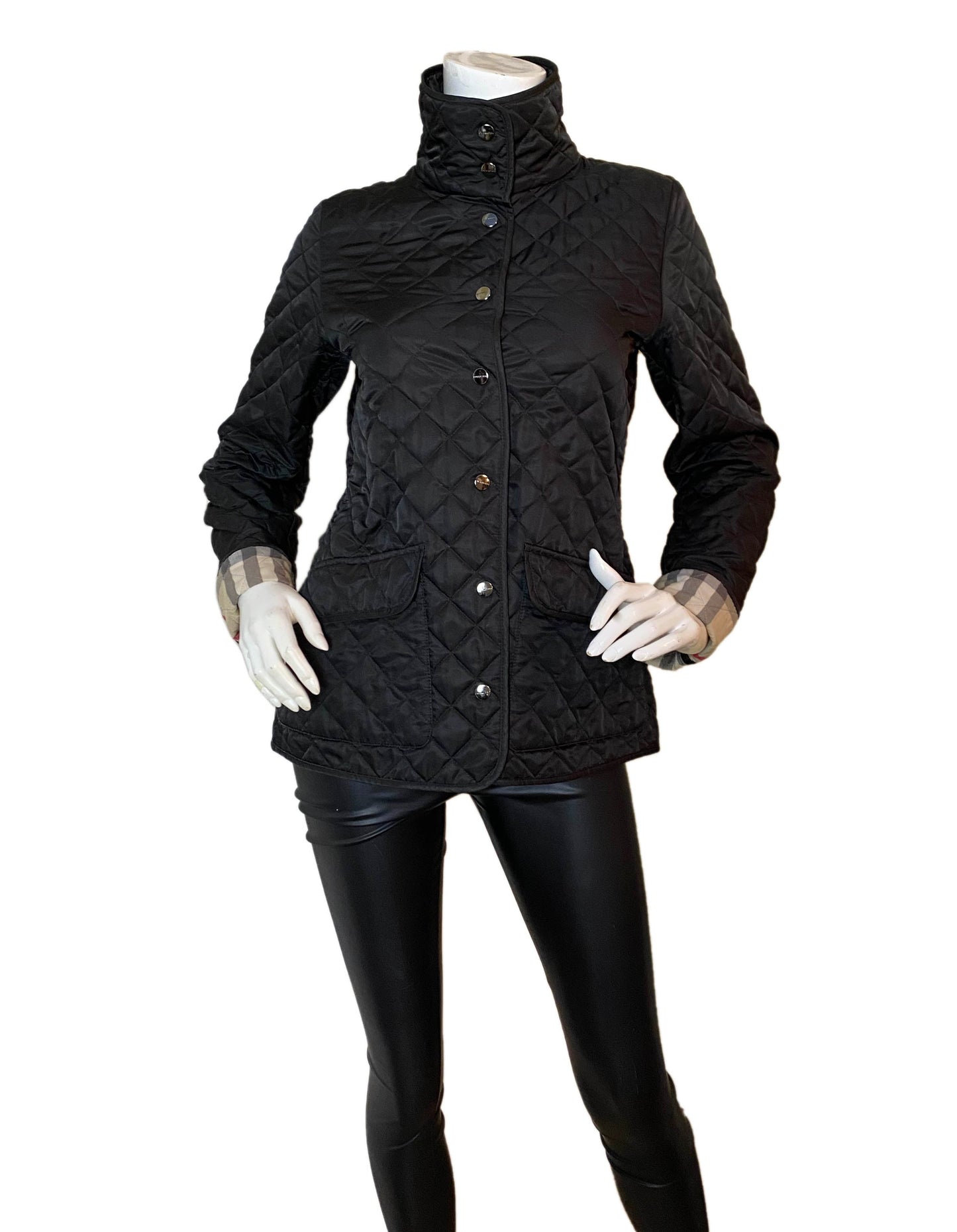 Burberry Brit Black Quilted Jacket w/Nova Plaid Lining sz Small