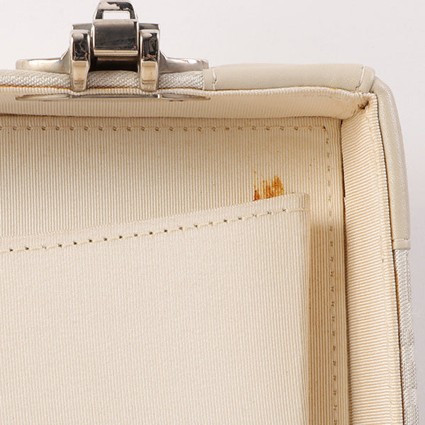Chanel Around 2005 Made Ginza Limited Logo Pattern Pearl Cc Mark Attache Case White/Silver