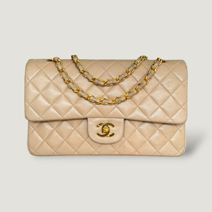 CHANEL CLASSIC MEDIUM BAG