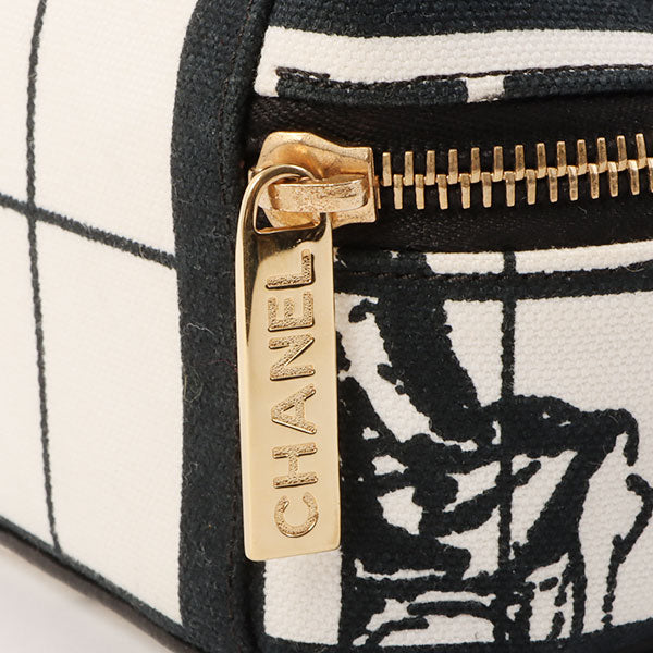 Chanel Around 2003 Made Windows Line Pouch Black