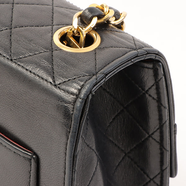 Chanel Around 1992 Made Design Flap Turn-Lock Chain Bag Black
