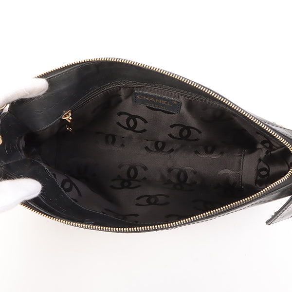 Chanel Around 2002 Made Chocobar Logo Embossed Chain Shoulder Bag Black