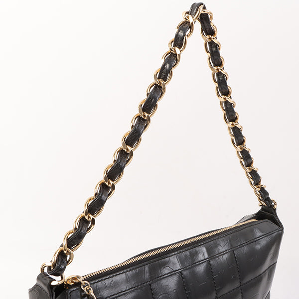 Chanel Around 2002 Made Chocobar Logo Embossed Chain Shoulder Bag Black