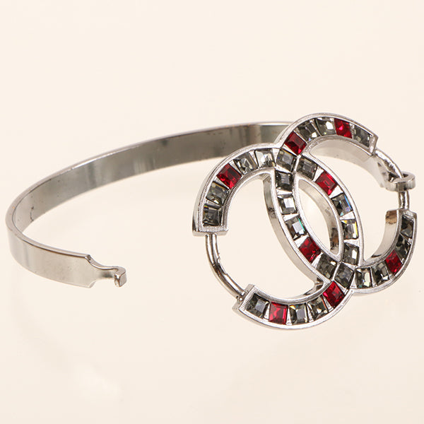 CHANEL 2005 Made Bijoux Cc Mark Bangle Silver/Clear/Red