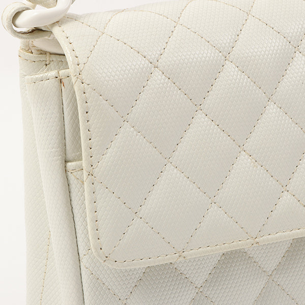 Chanel Around 1996 Made Pvc Turn-Lock Plastic Chain Handbag White