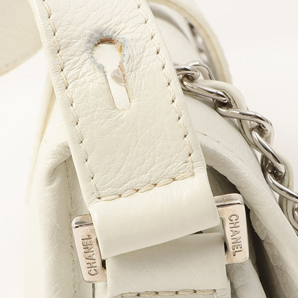Chanel Around 2003 Made Chain Design Flap 2.55 Button Shoulder Bag White