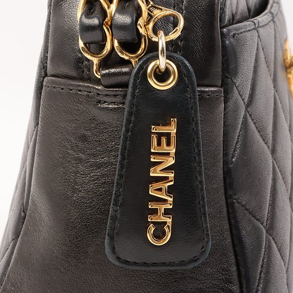 Chanel Around 1995 Made Trun-Lock Logo Charm Chain Bag Black