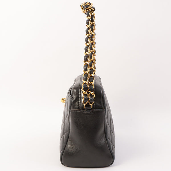 Chanel Around 1995 Made Trun-Lock Logo Charm Chain Bag Black