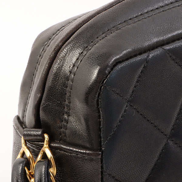Chanel Around 1995 Made Trun-Lock Logo Charm Chain Bag Black