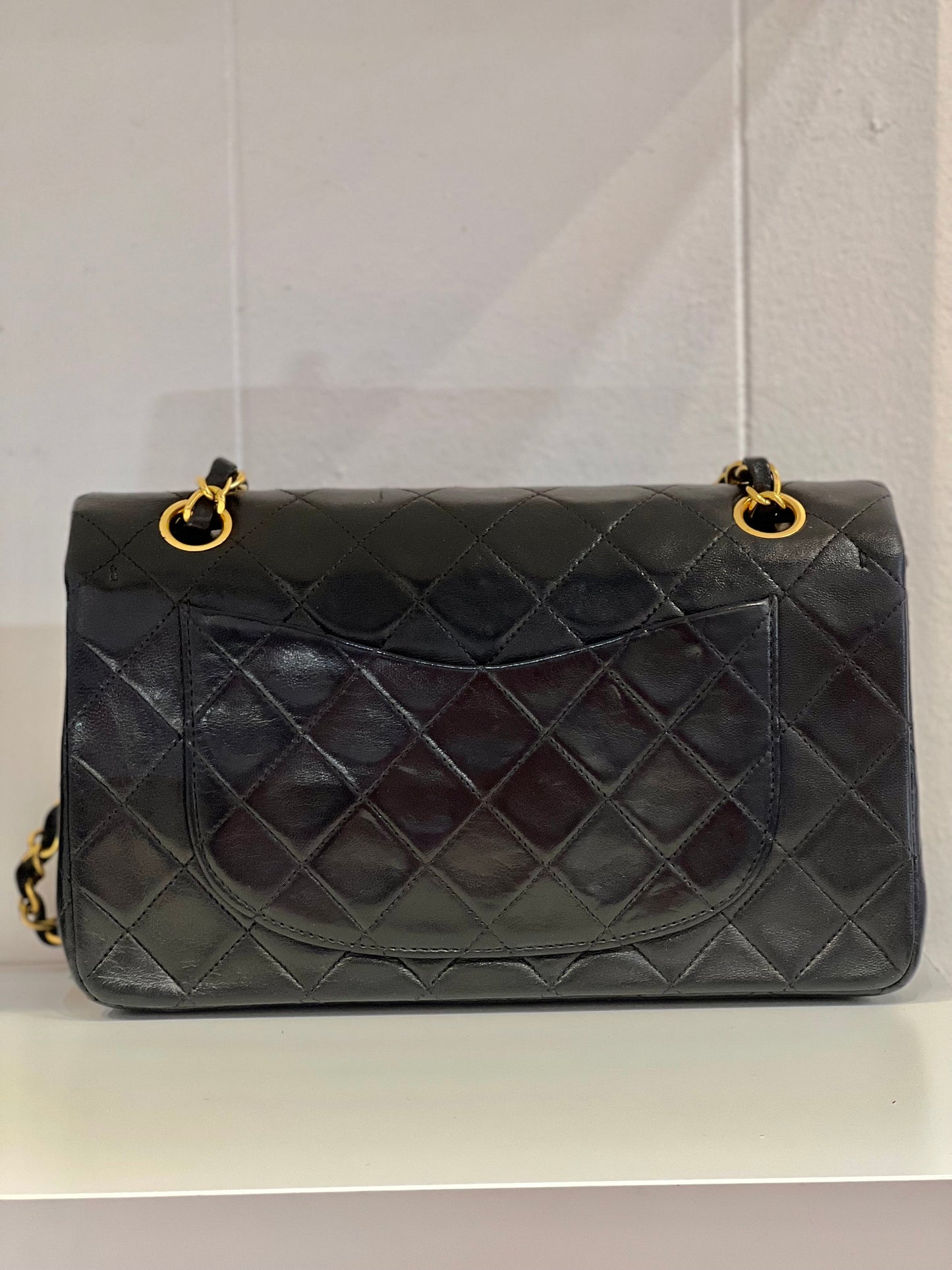 CHANEL   Flap Medium Bag