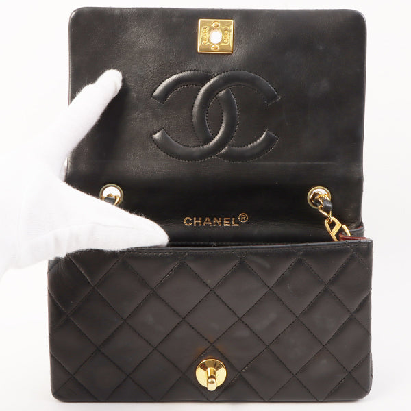 Chanel Around 1990 Made Full Flap Turn-Lock Chain Bag Mini Black