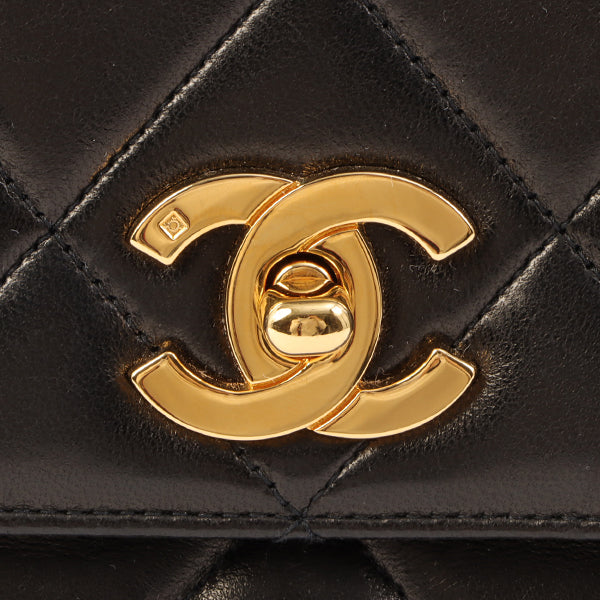 Chanel Around 1995 Made Design Flap Turn-Lock Chain Top Handle Bag Black
