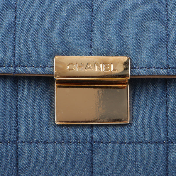 Chanel Around 2002 Made Denim Chocobar Cc Mark Plate Chain Bag Indigo
