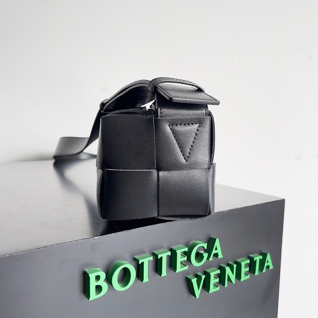Amelia SMALL BRICK 24CM BLACK LAMBSKIN Amelia Amelia