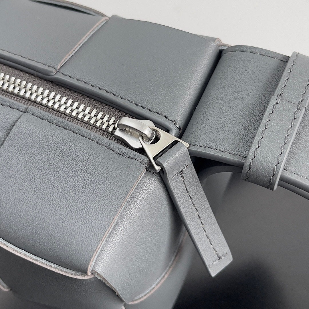 Amelia SMALL BRICK 24CM GREY LAMBSKIN Amelia