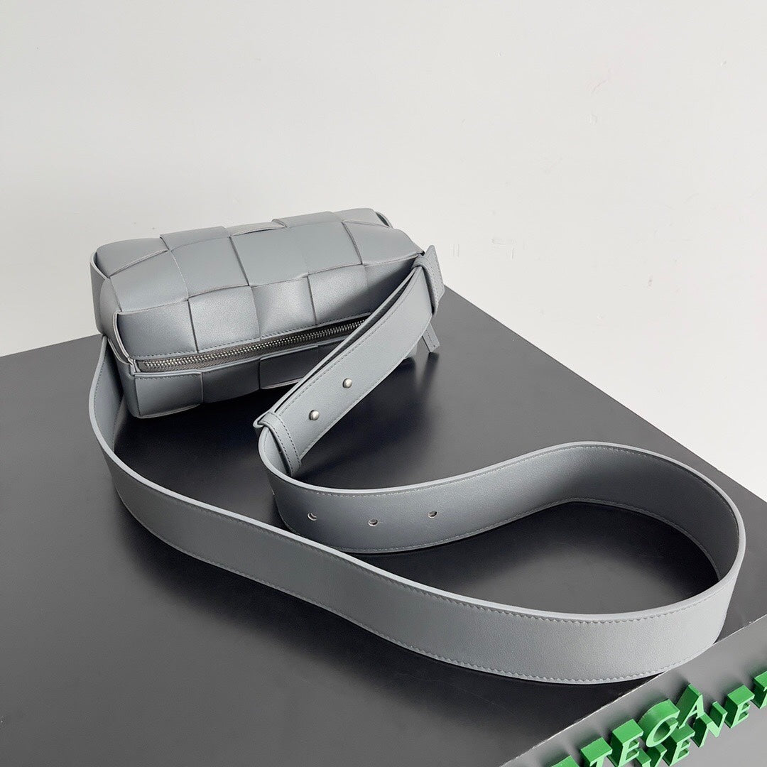 Amelia SMALL BRICK 24CM GREY LAMBSKIN