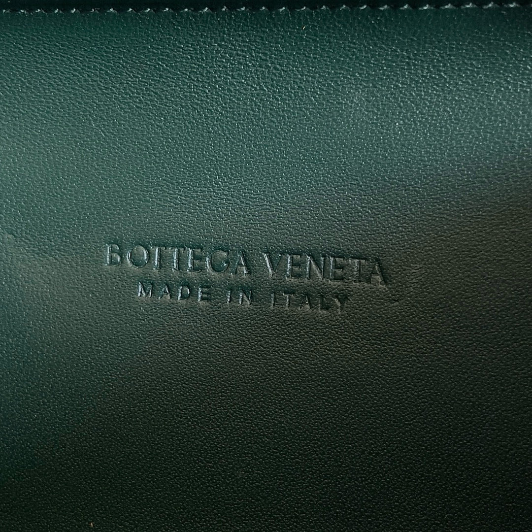Amelia VETENA KNOT 19 GREEN