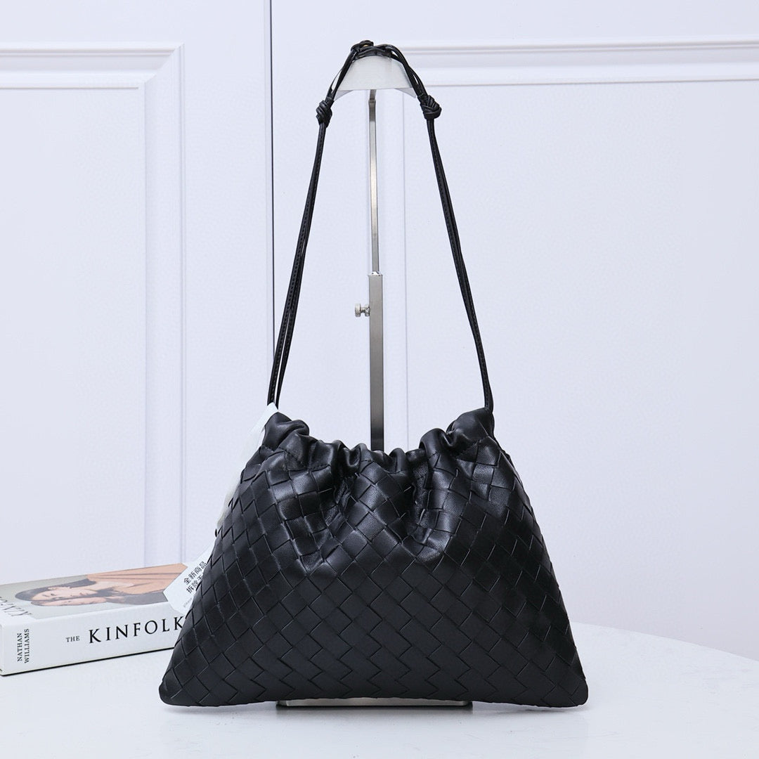 DUSTBAG MEDIUM 32 BLACK LAMBSKIN Amelia