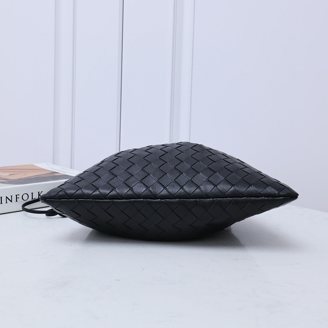 DUSTBAG MEDIUM 32 BLACK LAMBSKIN Amelia Amelia
