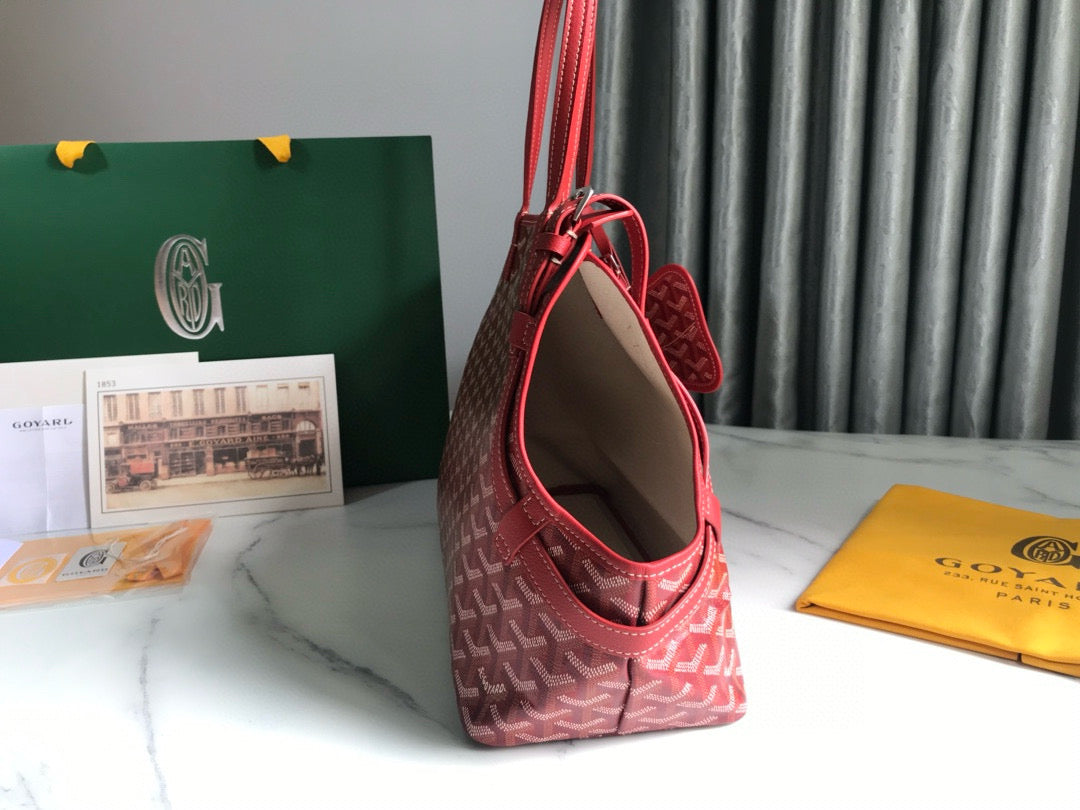 CHIEN GRIS & POCKET 34 RED CANVAS Amelia Amelia